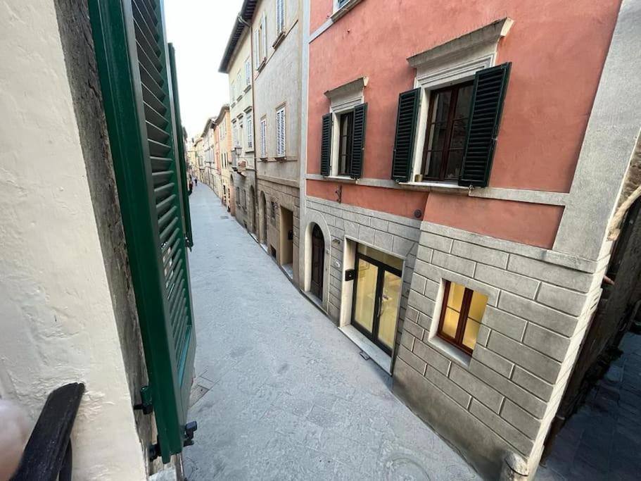 A Due Passi Da Piazza Grande Apartment Montepulciano Bagian luar foto
