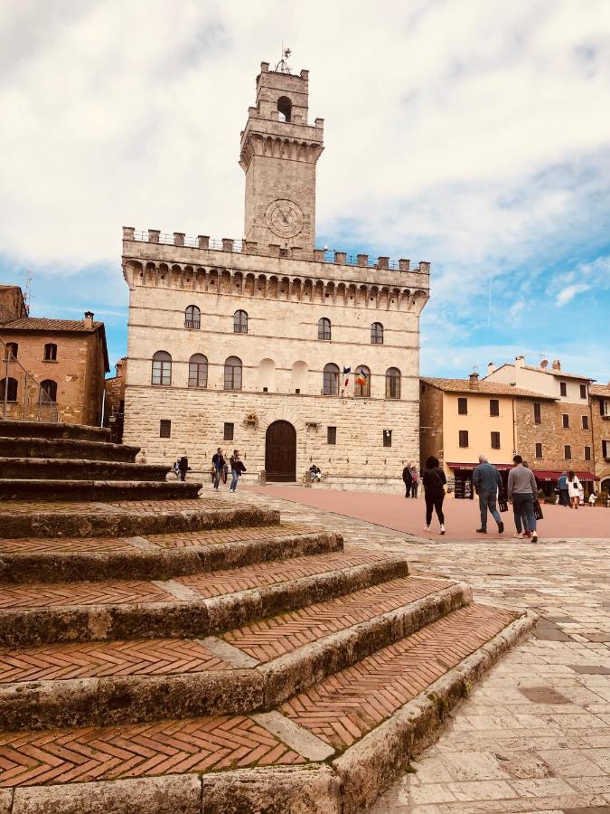A Due Passi Da Piazza Grande Apartment Montepulciano Bagian luar foto