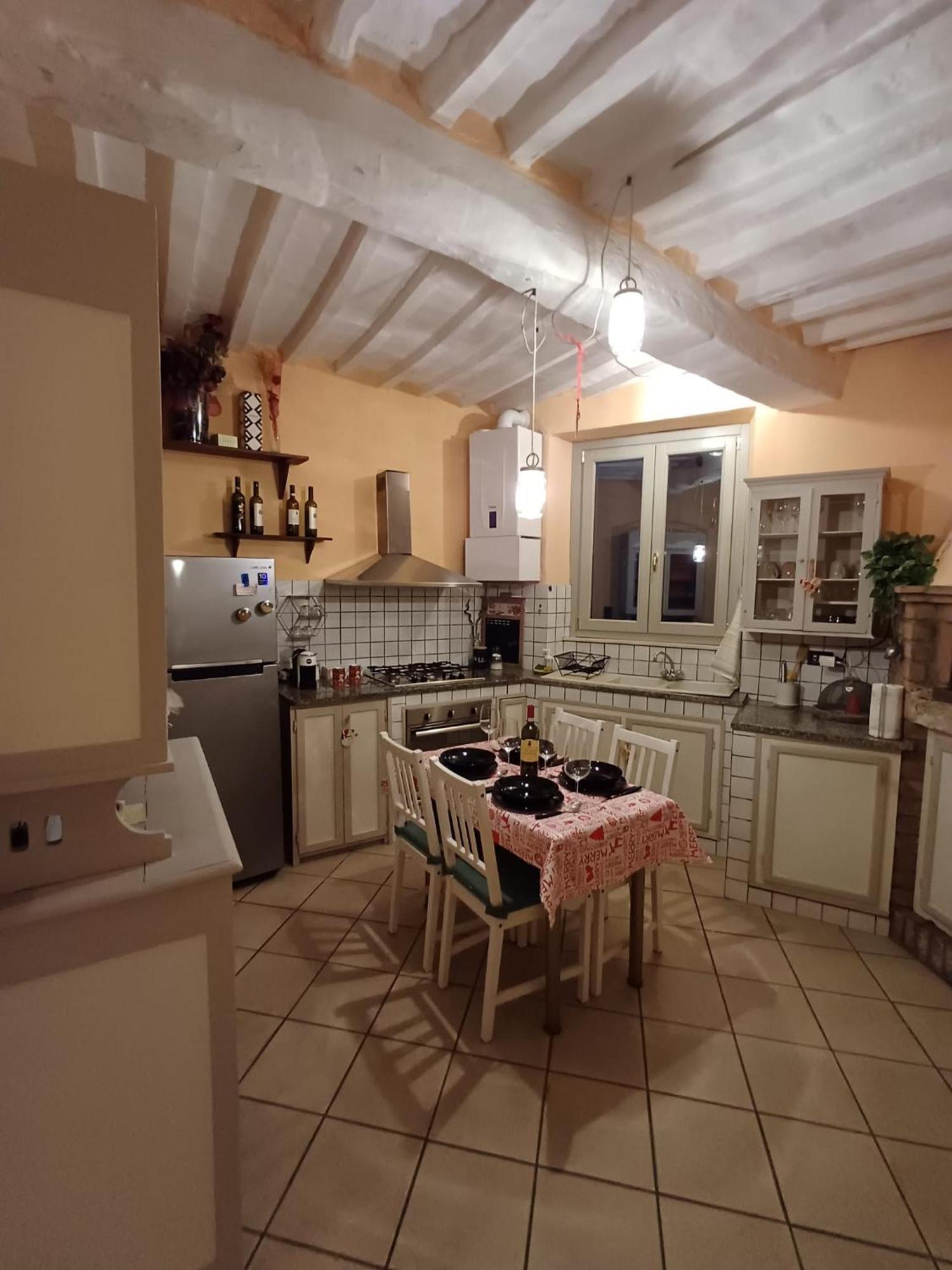 A Due Passi Da Piazza Grande Apartment Montepulciano Bagian luar foto